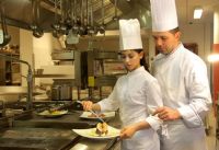 Laut einer Studie gibt es die meisten Auszubildenden in größeren Hotels mit angeschlossenem Restaurant.