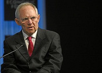 Wolfgang Schäuble (CDU) forciert die Einführung der Finanztransaktionssteuer. Foto: World Economic Forum/Flickr