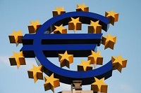 Die Banken der Eurozone vergeben wieder mehr Kredite - das bestätigte EZB-Chef Mario Draghi.