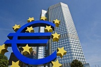 Draghi verkündet nach EZB-Ratssitzung Kauf von Staatsanleihen.